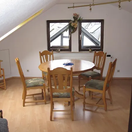 Apartment - An Der Kunstakademie